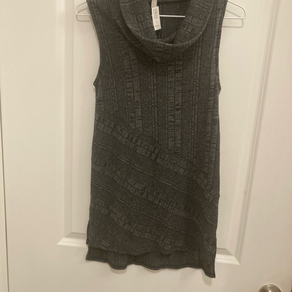 Twill Dark Gray Sleeveless Cowl Neck Sweater - Picture 1 of 5